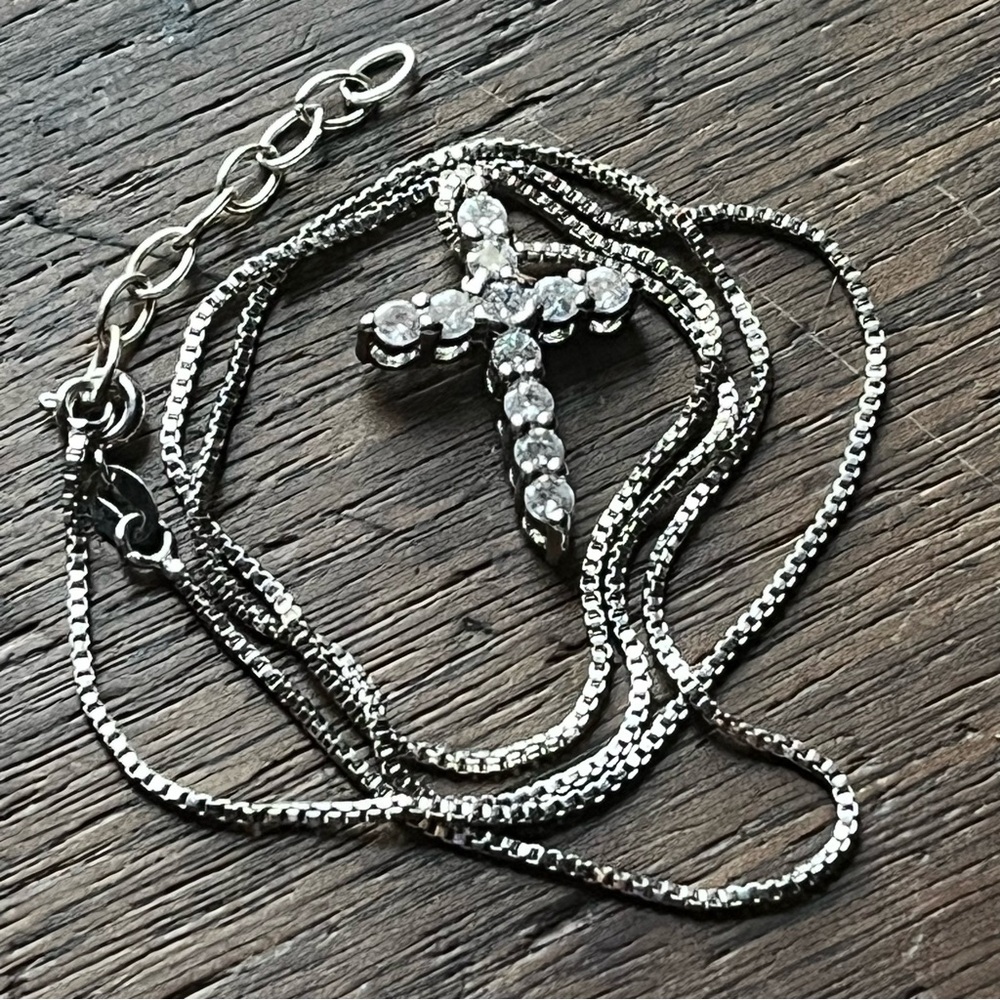 Estate Find 925 Sterling Silver Moissante Crystal Cross Necklace Italy - Picture 3 of 6